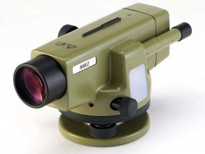 Оптический нивелир Leica NAK2 с микрометром GPM3 и инварными рейками (2007  г)