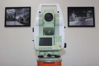 Тахеометр Leica TCR-1202+ R1000